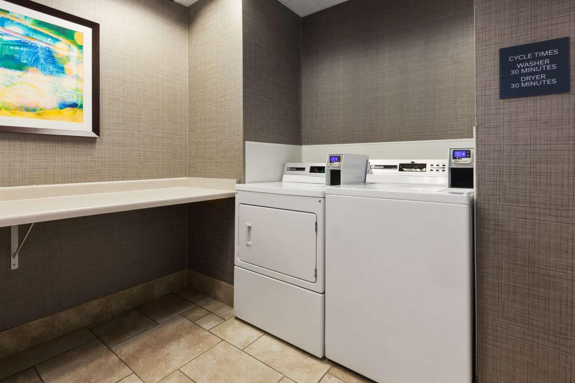 Hilton Garden Inn Minneapolis Maple Grove Eksteriør bilde